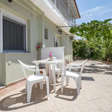 Dimitris Apartment *