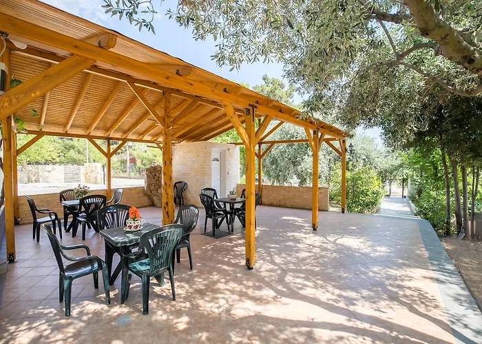 アパート Dimitris